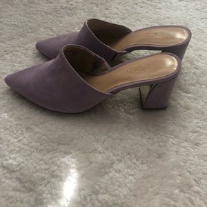 Never Worn Violet Expression Shoes